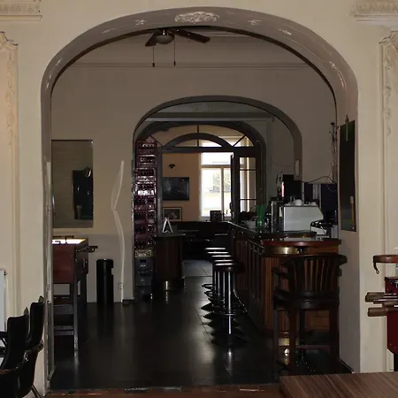 Youth Baroque Hall